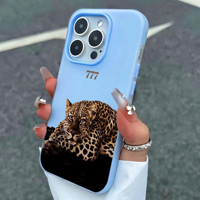 クールなレオパード柄の「777」デザインのiPhone用バン - Phone Cases Otterbox のレビューと価格
