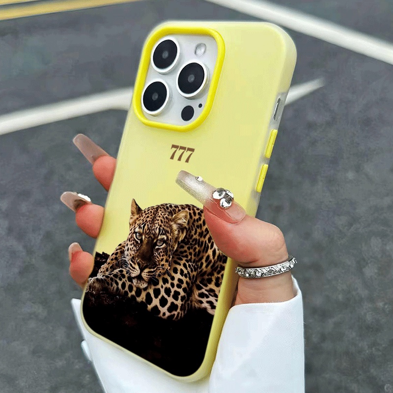 クールなレオパード柄の「777」デザインのiPhone用バン - Phone Cases Otterbox のレビューと価格