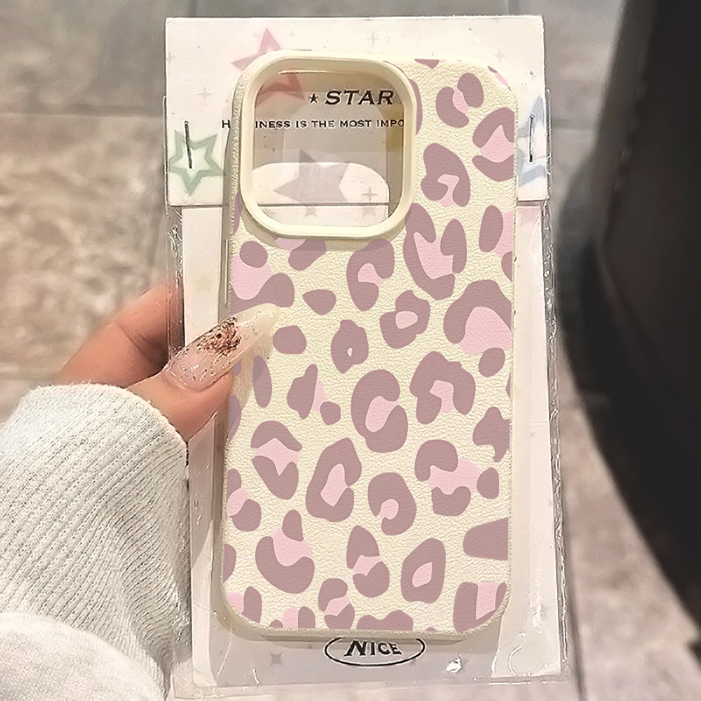 淡い紫のレオパード柄iPhoneケース iPhone 17  - Phone Cases Purple のレビューと価格