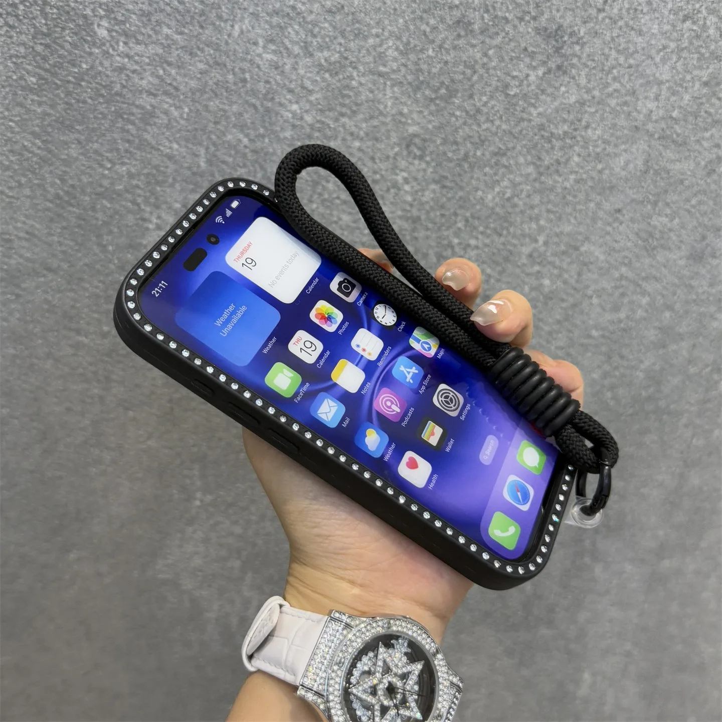 輝くキラキラダイヤモンド透明スマホケース iPhone 16 - Phone Cases Motorola Edge 2025 のレビューと価格